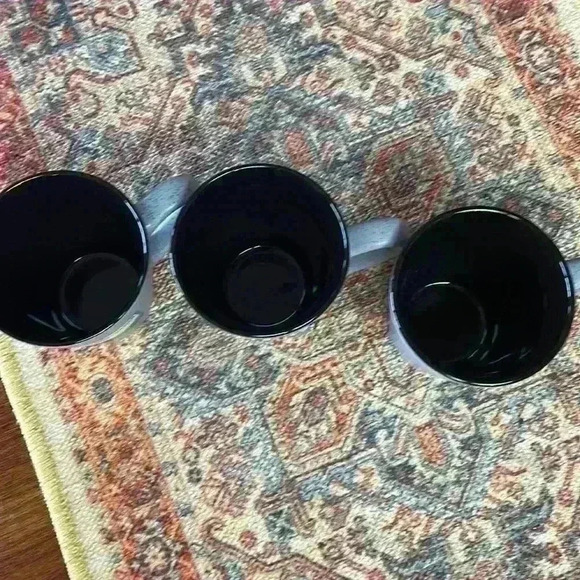 Three brand new Pennsylvania mugs. Three mugs for the price of one. - Picture 5 of 5